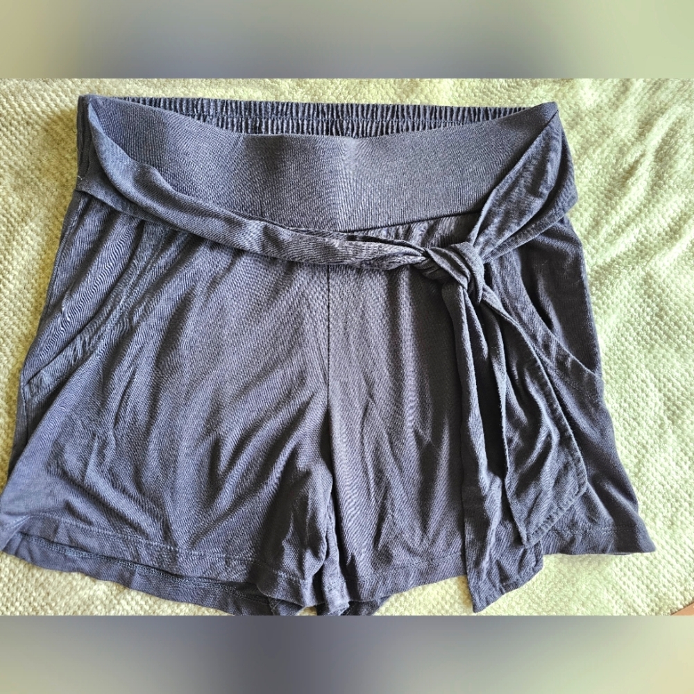 $2 Women's Purple Shorts